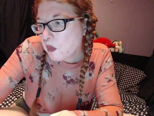 Zrzuty ekranu transmisji ScarlettJade