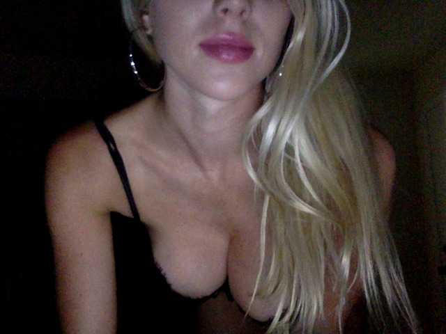 Zdjęcia ScarlettNoel Dildo pussy in 400 token :* #new #blonde #squirt #bigboobs