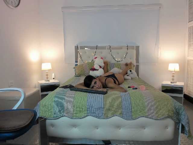 Zrzuty ekranu transmisji Selene-Monroe