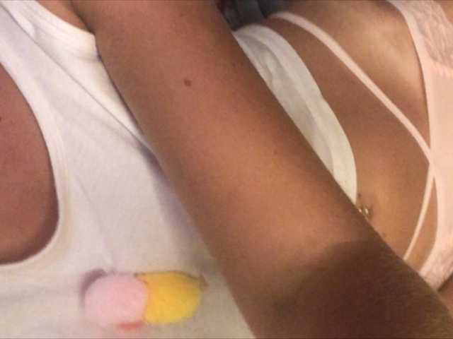 Zrzuty ekranu transmisji sensualmilana