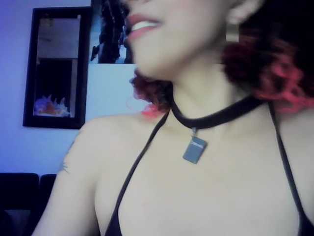 Zrzuty ekranu transmisji sensualurbi