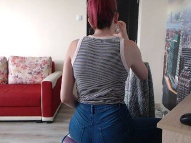 Zrzuty ekranu transmisji SerenaDiamond