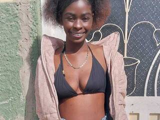 Erotyczny czat wideo SereneWinslet