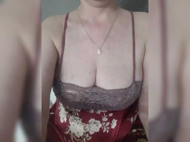 Zrzuty ekranu transmisji SexiestJess45