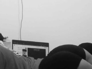 Erotyczny czat wideo Sexxiebaddie2