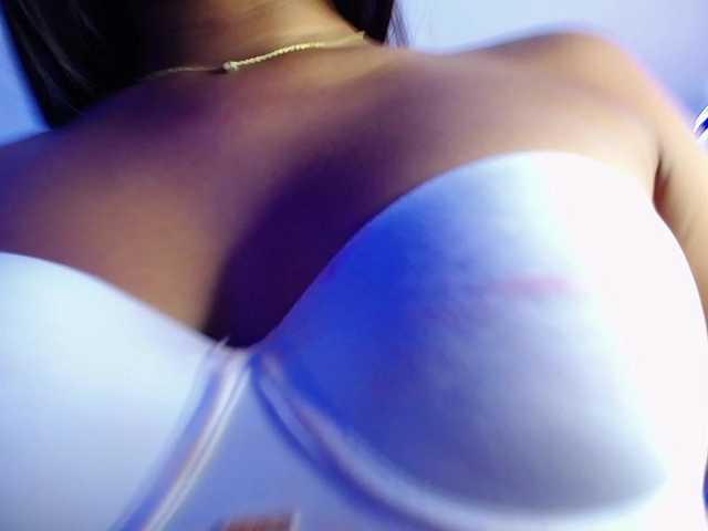 Zrzuty ekranu transmisji SexyAppetite