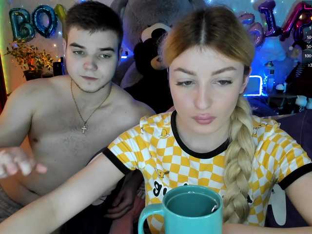 Zrzuty ekranu transmisji sexyboybunny