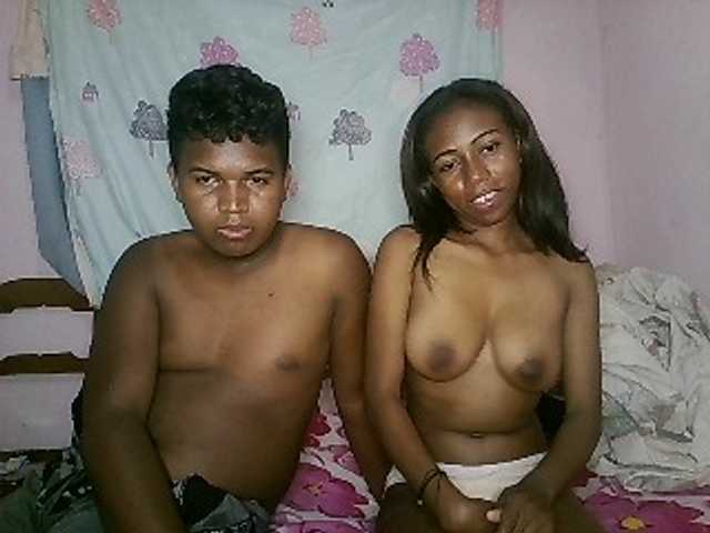 Zrzuty ekranu transmisji sexycouple32