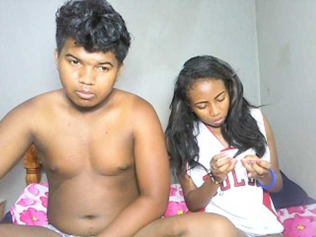 Zrzuty ekranu transmisji sexycouple32
