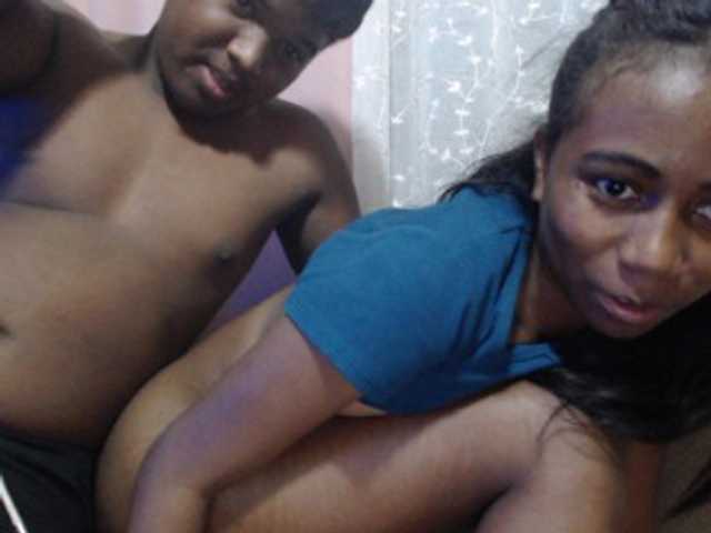 Zrzuty ekranu transmisji sexycouple32