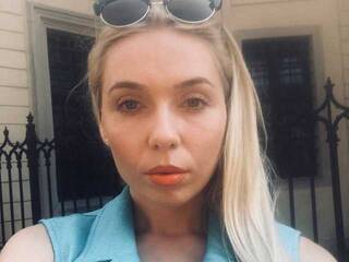 Erotyczny czat wideo SexyFoxy555