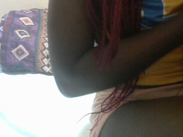 Zrzuty ekranu transmisji Sexyvilliet