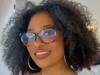 Erotyczny czat wideo Shanthall