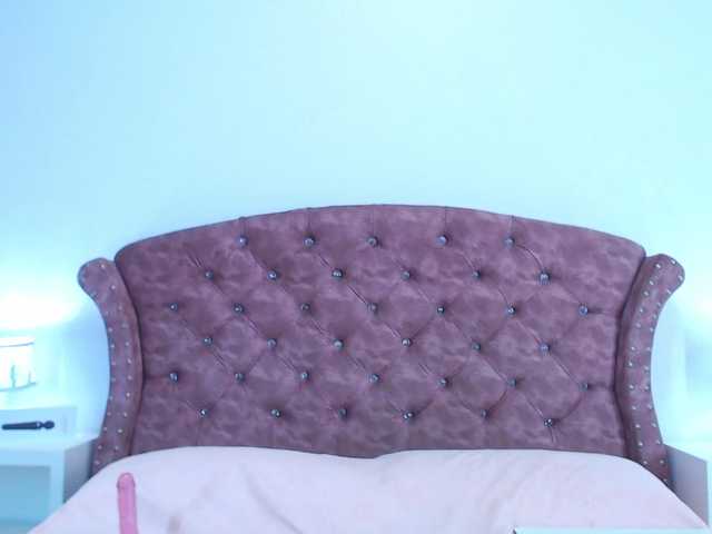 Zrzuty ekranu transmisji sharon-greey