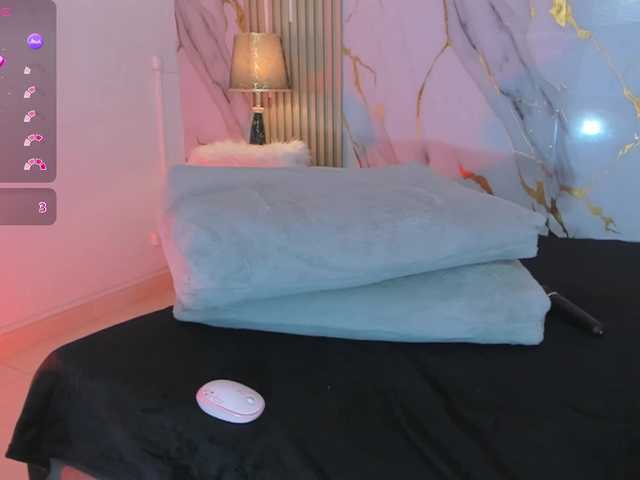 Zrzuty ekranu transmisji sharon-greey