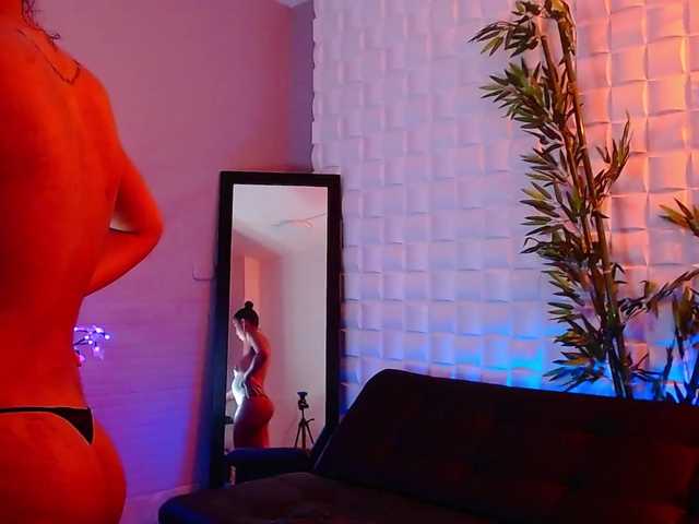 Zdjęcia SHARON-LOVE Hey guys come to @fuck my pussy at @goal 999 tkns and get my squirt load