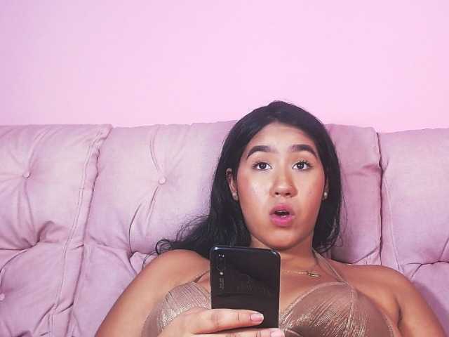 Zrzuty ekranu transmisji sharonwillian