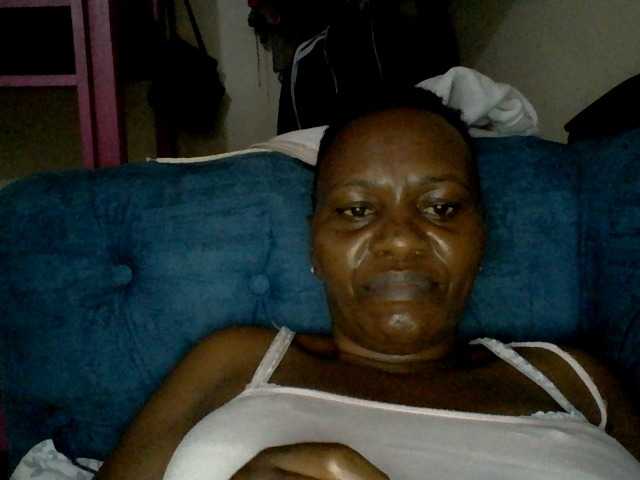 Zrzuty ekranu transmisji Sheria