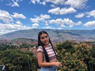 Erotyczny czat wideo Sherry-evans