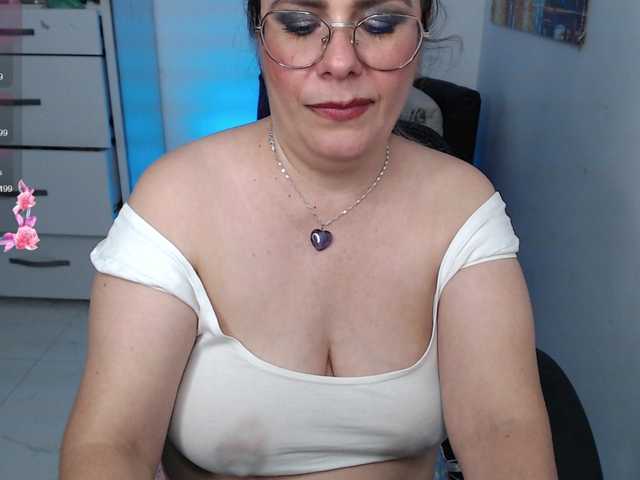 Zdjęcia Diva-milf #let's have a great time