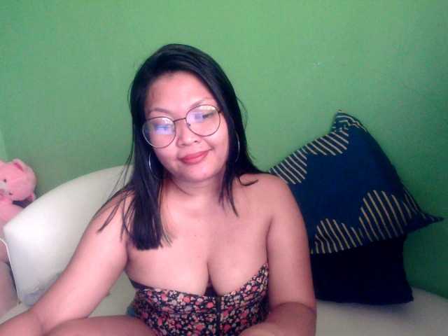 Zrzuty ekranu transmisji LADYDICKRIDER