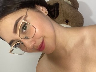 Erotyczny czat wideo shyangel
