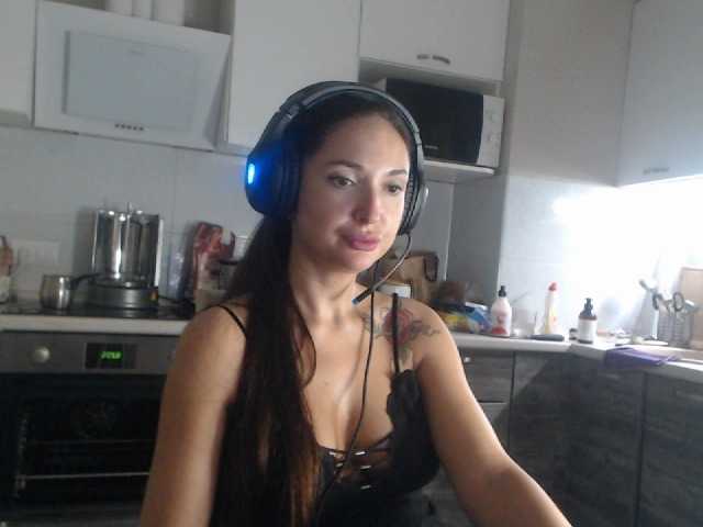 Zrzuty ekranu transmisji SinfulOneX