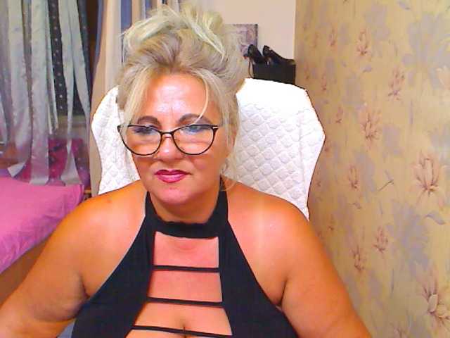 Zrzuty ekranu transmisji sinwoman