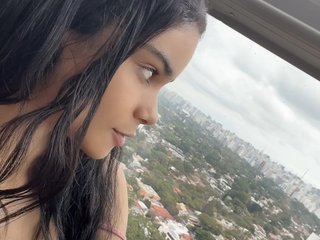 Erotyczny czat wideo SkinnyKitty