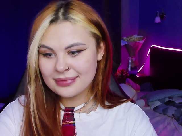 Zrzuty ekranu transmisji SkyKsu