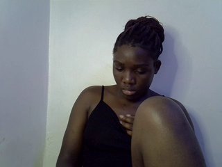 Erotyczny czat wideo Smiling-Machine