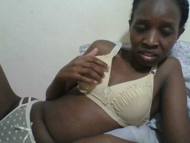 Zrzuty ekranu transmisji Smilingmachin