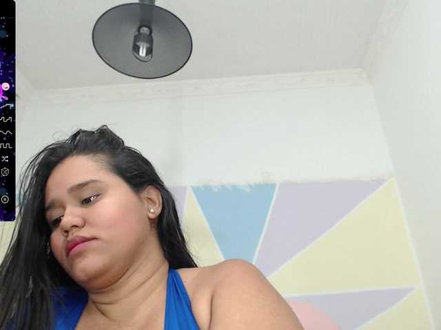 Zdjęcia sofia-bbw make my big tits with your tips #bigboos #bigass #latina #squirt #bbw