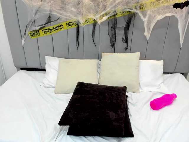 Zrzuty ekranu transmisji sofia-lopeez