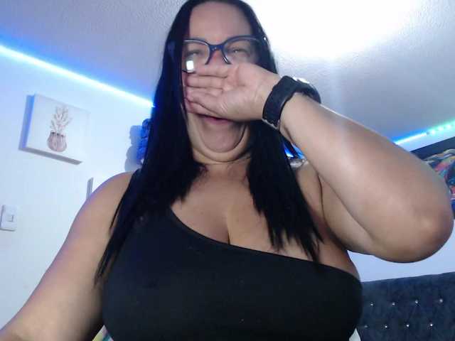 Zrzuty ekranu transmisji sofia-lopez70