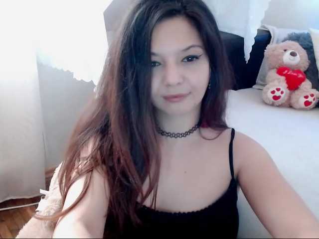 Zrzuty ekranu transmisji SofiesWorld