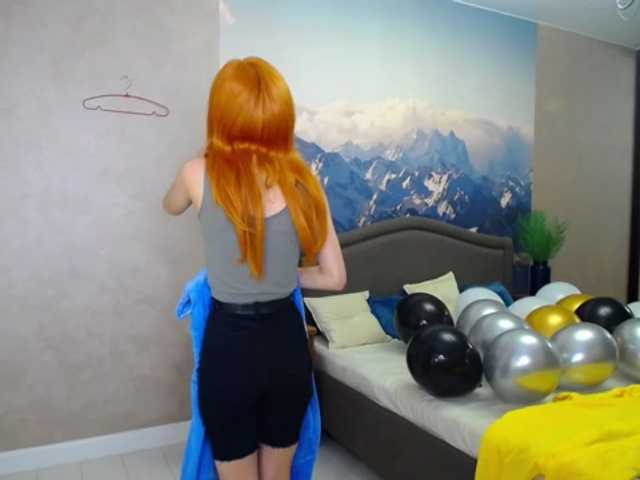 Zrzuty ekranu transmisji CozyWithMe