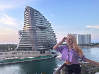 Erotyczny czat wideo Sofydoll420