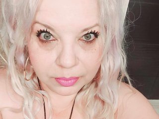 Erotyczny czat wideo SonyaHotMilf