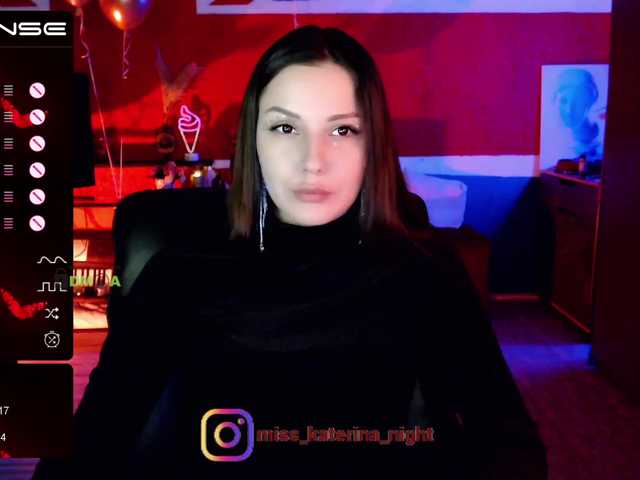 Zdjęcia DominaKatherine Welcome to my RED room - ASMR AND FETISH! Worshiping beauty Misstress - @total, Collected - @sofar , Remaining collected - @remain