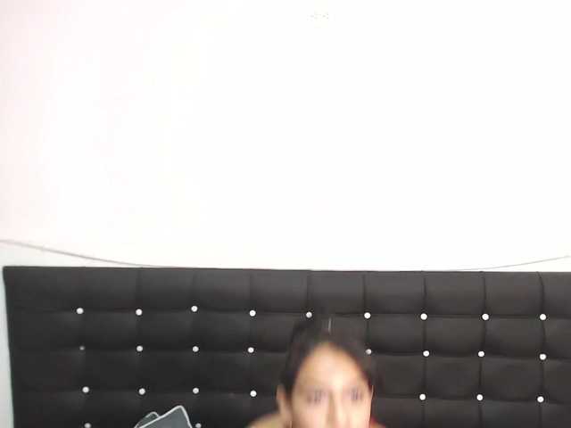 Zrzuty ekranu transmisji Sophiaa-Clark