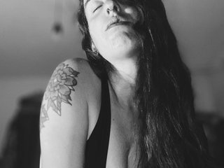 Erotyczny czat wideo SoTired