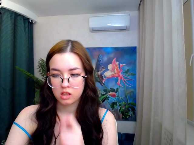 Zrzuty ekranu transmisji SparklyGlance