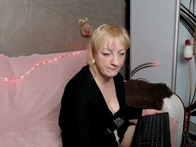 Zrzuty ekranu transmisji Starrybb