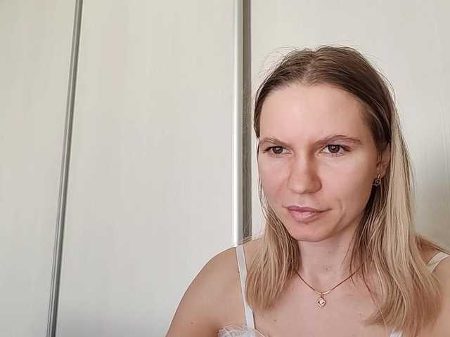 Zrzuty ekranu transmisji StarValeria