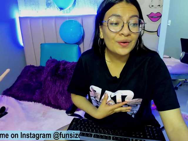 Zdjęcia StephaniaB Hellooooo //Flash Boobs 35 / Blowjob/deepthroat 25/ Naked Dance 95/Twerking 50/ Ride dildo 150