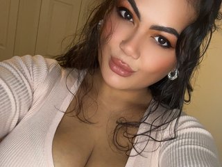 Erotyczny czat wideo SultryyQueenn