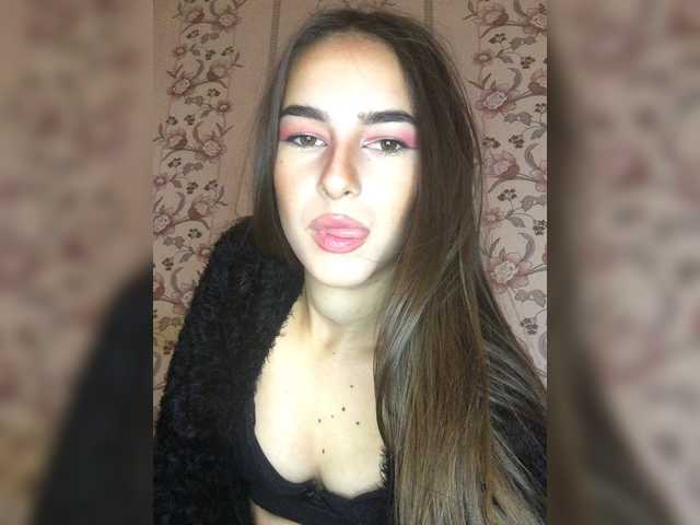 Zdjęcia Sunnybaby69 Hello! glad to see you in my room! Be generous with me, and I will be an obedient girl) who can make a squirt )))#sqirt #sex #Masturbate #wetpussy