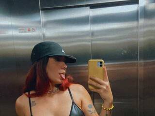 Erotyczny czat wideo Sunshine4i20