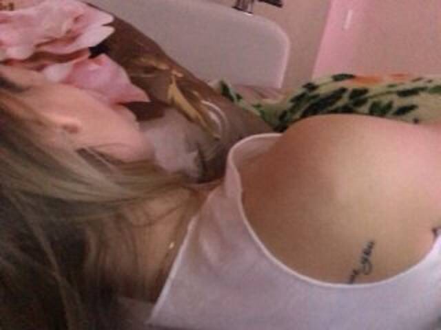 Zrzuty ekranu transmisji Supersex-XXX